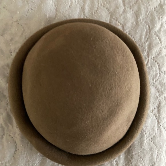 Vintage Hats Lot of Two - Picture 6 of 7